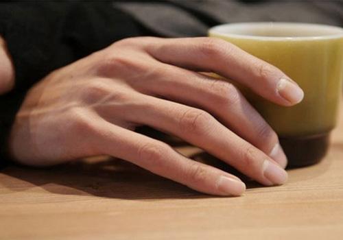 肝血不足有什么症状 看看指甲怎么变化