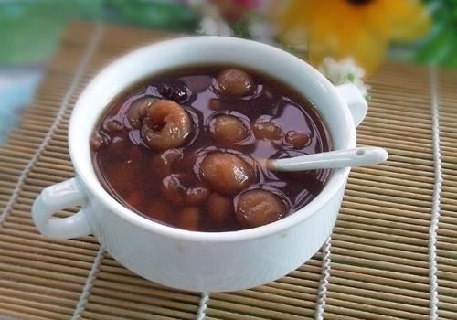 月经期间喝什么汤最好（月经期间喝什么汤最好排毒）