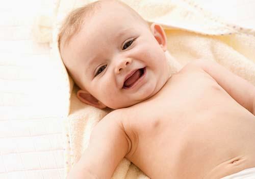 宝宝出生51厘米算高吗(新生儿身高51厘米正常吗)