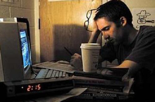 熬夜对肠胃有影响吗 熬夜会不会影响肠胃