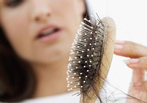 女性总脱发怎么办 女性脱发咋办