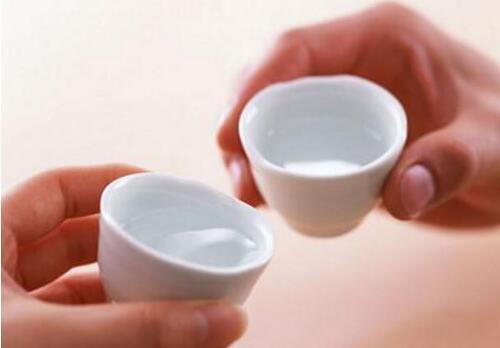 健身后可以喝酒吗(运动健身后可以喝酒吗)