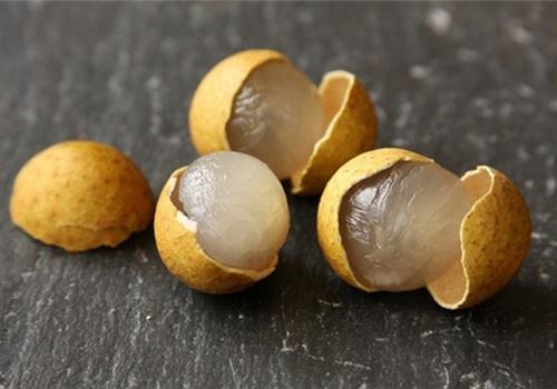 女人吃什么水果补血（女人吃什么水果补血补气）