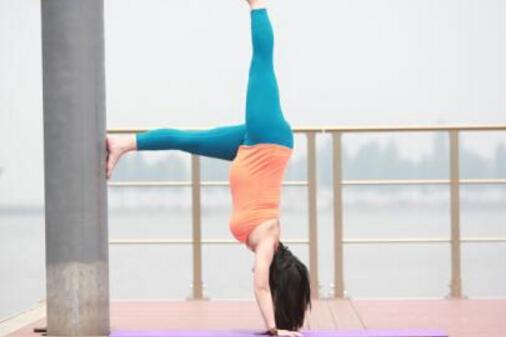 孕妇可以倒立吗（孕妇能倒立不）