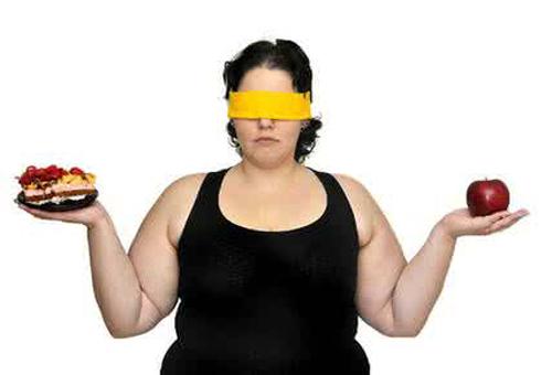 一周减肥食谱（七天减肥食谱一周瘦10斤）