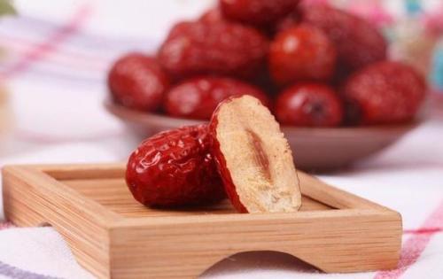 补血吃什么食物最好 补血吃什么食物最好最快