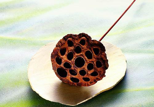 莲房的营养价值(莲房的功效与作用,莲房的副作用)