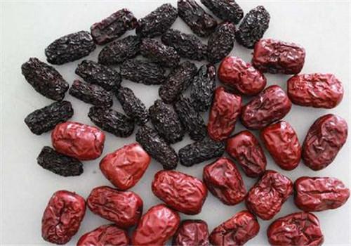 黑枣和红枣有什么区别 吃红枣有哪些好处