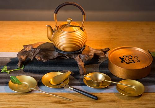 冬天拿什么泡水喝比较好(冬天拿什么泡水喝比较好一点)