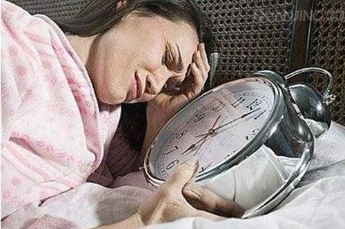 失眠是什么原因（失眠是什么原因引起的）