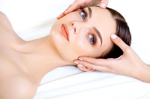 手脚冰凉按摩什么位置（手脚冰凉按摩什么位置图片）