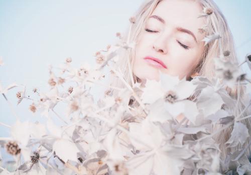 卫生棉条塞不进去怎么办(卫生棉条塞不到底)