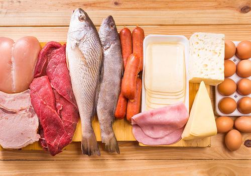 脱发吃什么食物好 女生脱发吃什么食物好