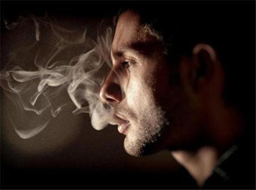 经常吸烟的人吃什么好 吸烟的人每天吃什么食物好