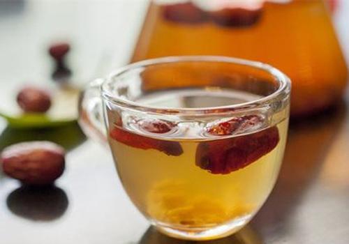 月经不调吃什么调理 多喝这些5种饮品