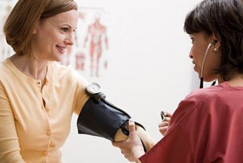 尿蛋白高会引起高血压吗（尿蛋白高会引起高血压吗?）