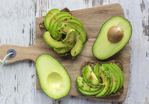 宝宝拉肚子可以吃牛油果吗（宝宝有点拉肚子可以吃牛油果吗）