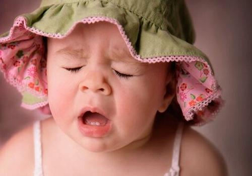 鼻子痒是怎么回事（鼻子痒是怎么回事该怎么办）