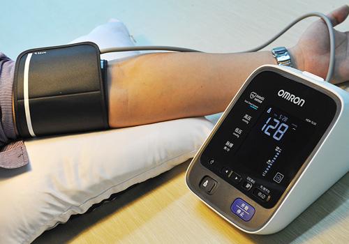 怎么预防高血压（怎样预防高血压,饮食要注意哪些呢）