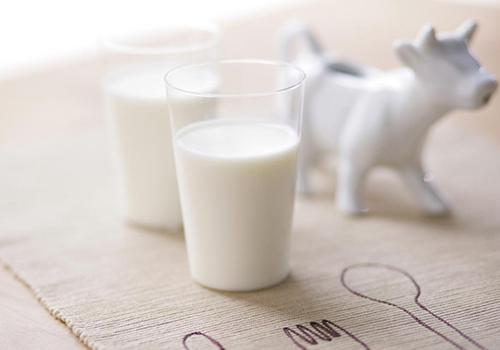 孕妇失眠吃什么食物好 孕早期失眠吃什么好