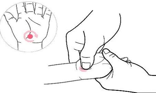 小儿牙痛肿推拿方法（小孩牙龈肿痛怎么推拿）