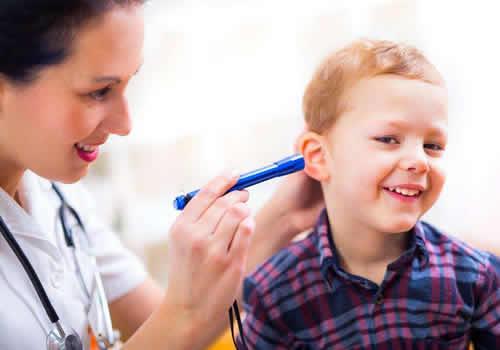 中耳炎会引起面瘫吗（急性中耳炎会引起面瘫吗）