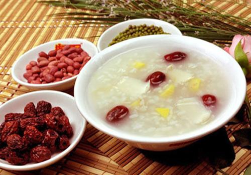 女人补肾吃什么好（女人补肾吃什么好调养）