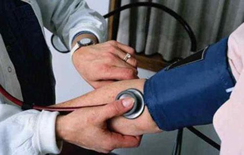 脑出血是如何引起的 请问脑出血是怎么引起的