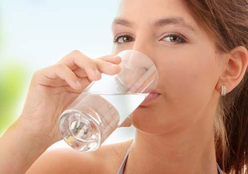 早上喝温开水的好处 早上喝温开水的好处与坏处