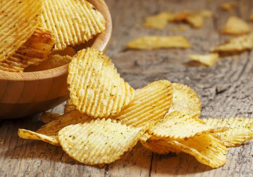 薯片吃多了会上火吗 吃薯片上火怎么办