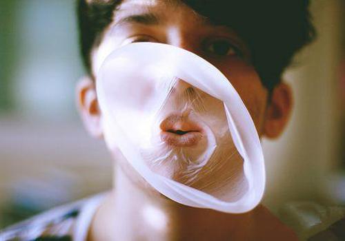 口臭暗示有哪些病（口臭暗示六种疾病）