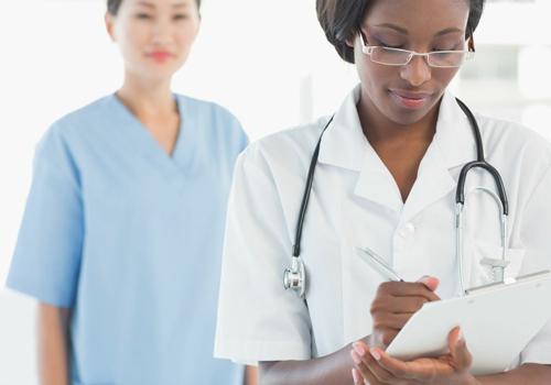 嘴唇发紫是心脏不好吗（嘴唇发紫是心脏不好吗?）