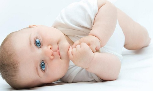 婴儿湿疹形成原因有哪些(宝宝湿疹形成原因)