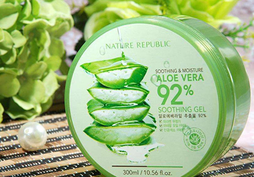 荨麻疹能抹芦荟胶吗(荨麻疹涂抹芦荟胶管用吗)