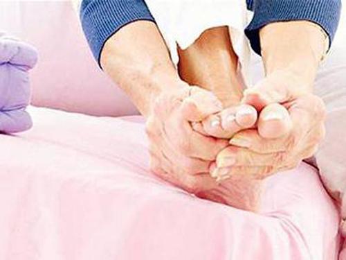 心脏病突发的症状 心脏病突发的症状可以是