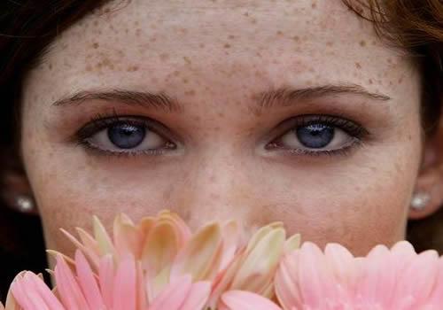 孕妇长斑怎么回事（孕中长斑怎么回事）