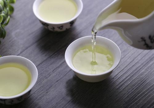 苦丁茶睡前能喝吗 熬夜可以喝苦丁茶吗