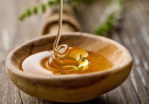 蜂蜜能治口腔溃疡吗 蜂蜜能够治疗口腔溃疡吗