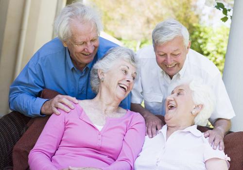 晚秋老人如何养生 秋季老人养生进补什么