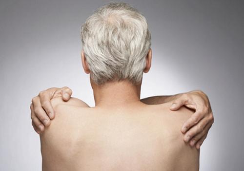 白头发是什么原因引起的 白头发越来越多是什么原因