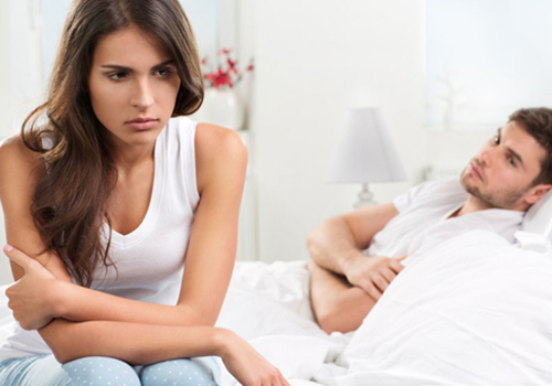 月经推迟10天测试未孕怎么回事（月经推迟10天测试未孕怎么回事还腰疼）