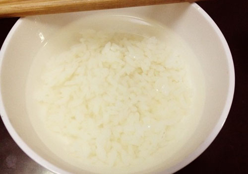 开水泡饭对身体好吗（开水泡饭对身体好不好）