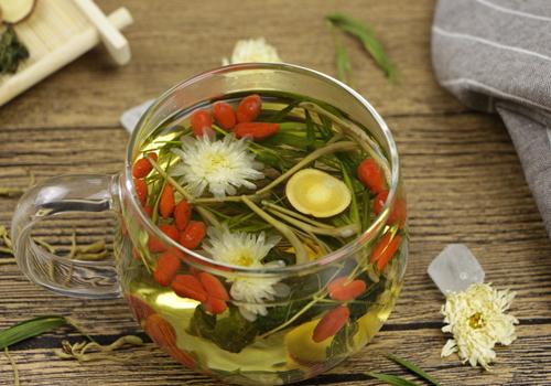 夏天喝什么茶对肾好（夏天喝啥茶对身体好）