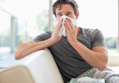 喉咙痒咳嗽怎么办（喉咙痒咳嗽怎么办吃什么药好得快）