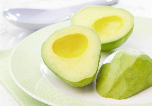 牛油果吃了会便秘吗 便秘可以吃牛油果吗?