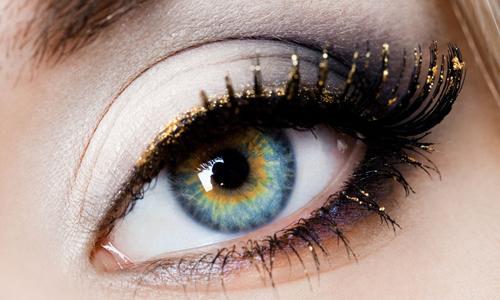 吹空调眼睛干涩怎么办（吹空调眼睛干涩用什么眼药水）