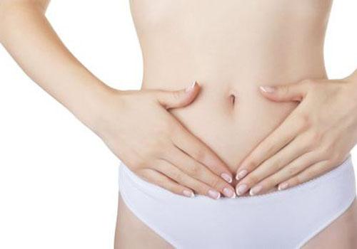 盆腔积液是盆腔炎吗(盆腔积液和盆腔炎是一回事吗)