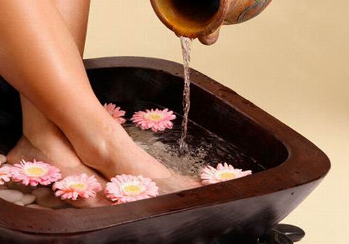 爬山后腿疼最快的恢复法 爬山后腿疼最快的恢复法风油精