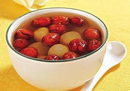 刮宫人流后喝什么汤好(刮宫后适合喝什么汤)