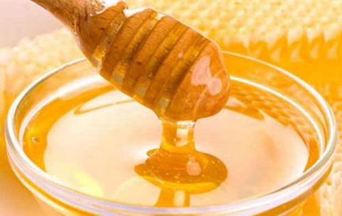 感冒什么食物不能吃（感冒不能吃哪些食物?）